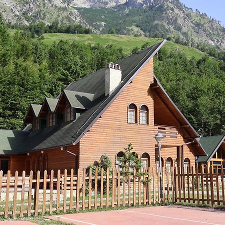 Mik Hotel Valbona Esterno foto