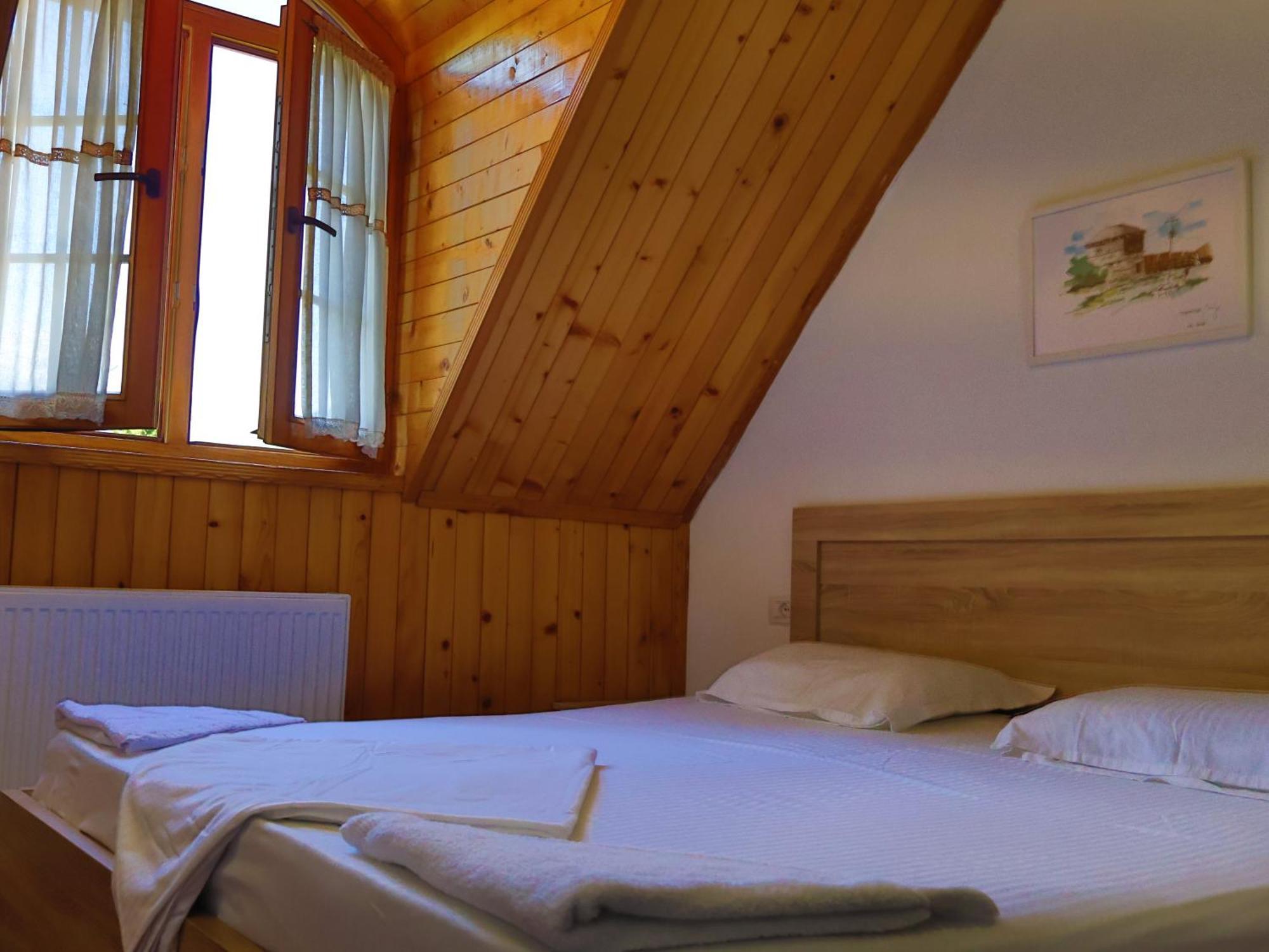 Mik Hotel Valbona Esterno foto